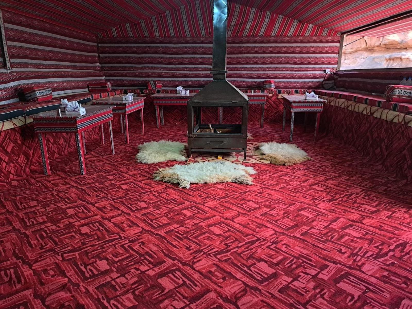 Wadi Rum Bedouin Heart Camp المظهر الخارجي الصورة